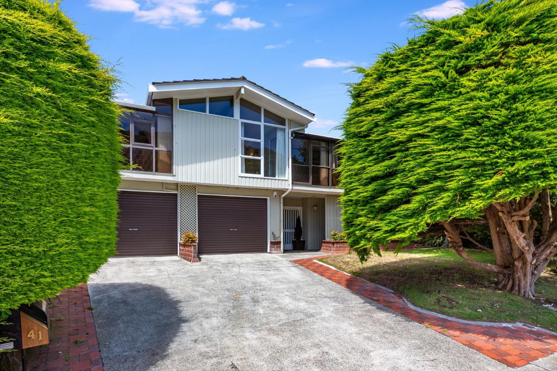 Retro 4 Bedroom Home, Warm And Welcoming, Quiet Location Porirua Exteriér fotografie